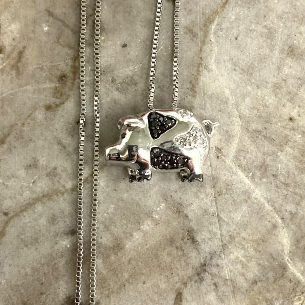 Sterling Silver 925 Black & White Diamond Pig Piggy Piglet Pendant Necklace 18
